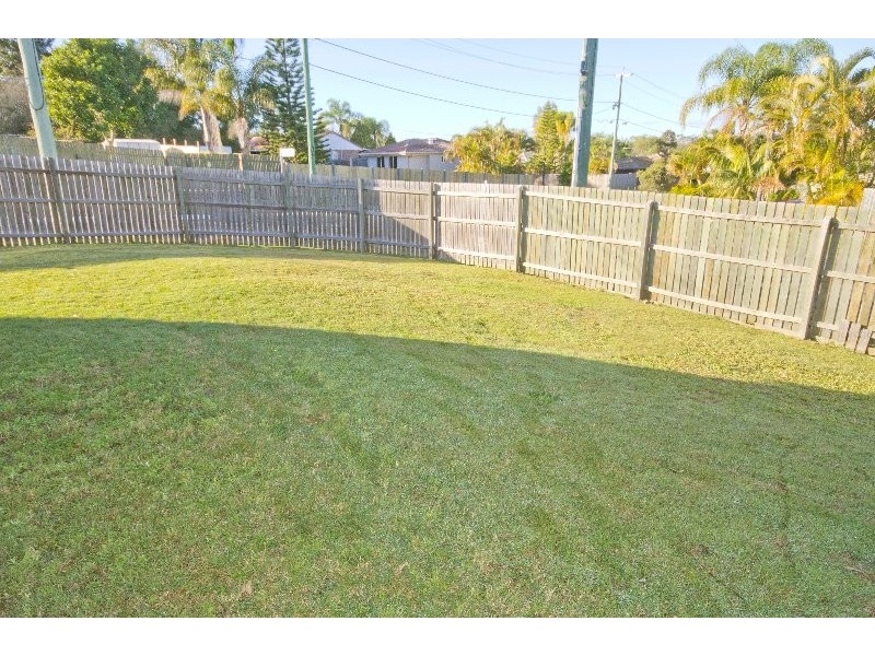 15 Dorsey St, Crestmead QLD 4132