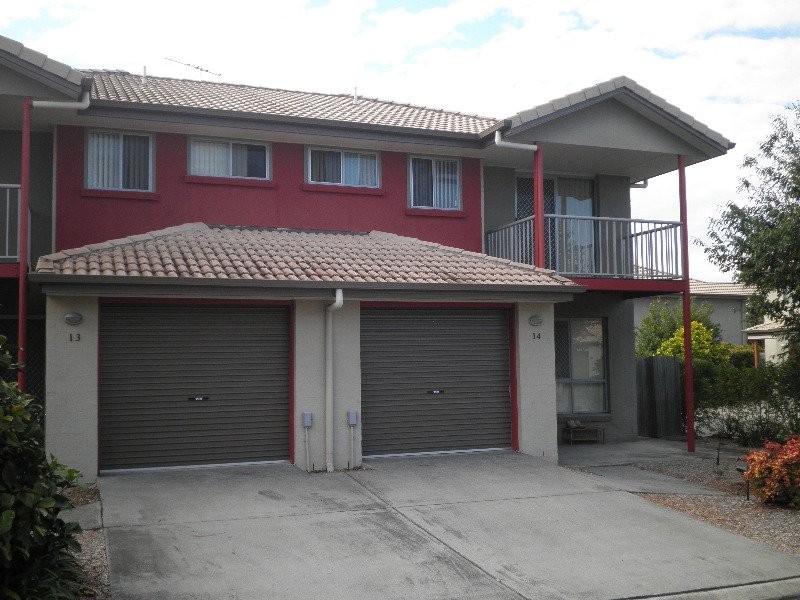 6 University Drive, Meadowbrook QLD 4131