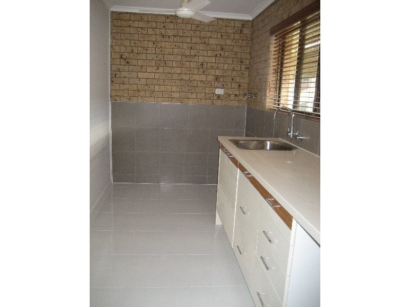 57 Richards St, Loganlea QLD 4131