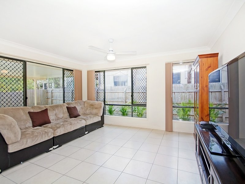 5 Lorikeet Way, Crestmead QLD 4132