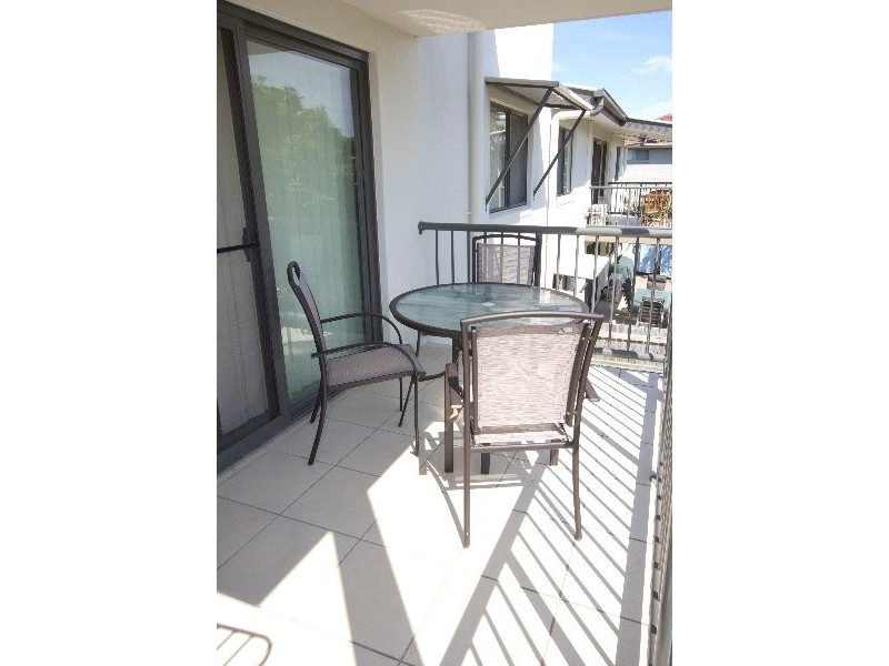 8/44-66 University Drive, Meadowbrook QLD 4131