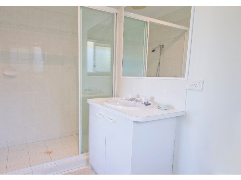 8 Perentie Street, Regents Park QLD 4118