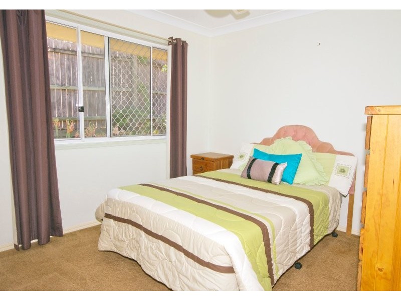 8 Perentie Street, Regents Park QLD 4118