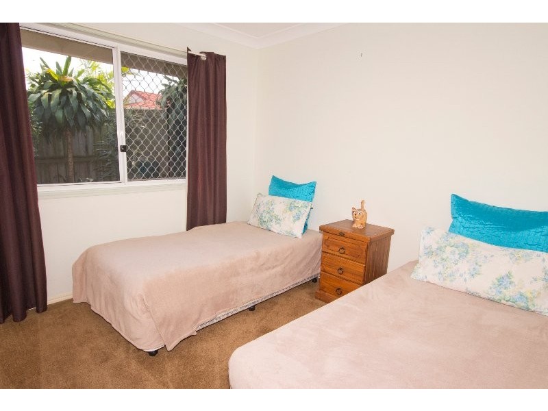 8 Perentie Street, Regents Park QLD 4118
