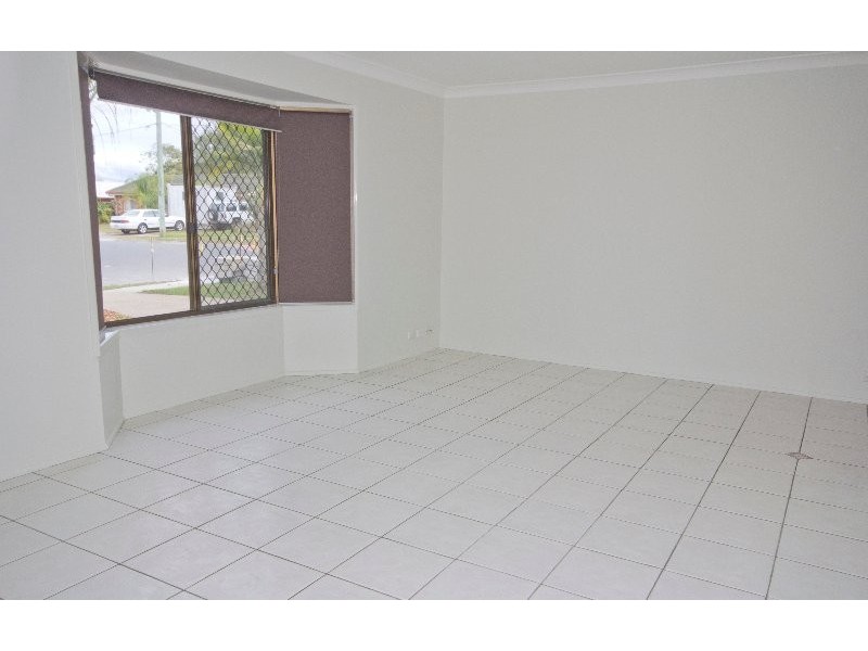 11 Lycoris Street, Crestmead QLD 4132