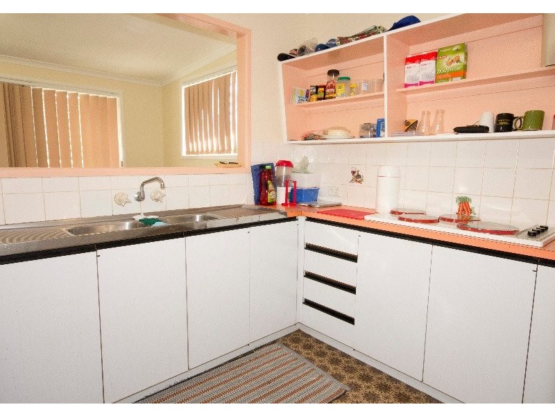 48 Bywater Street, Hillcrest QLD 4118