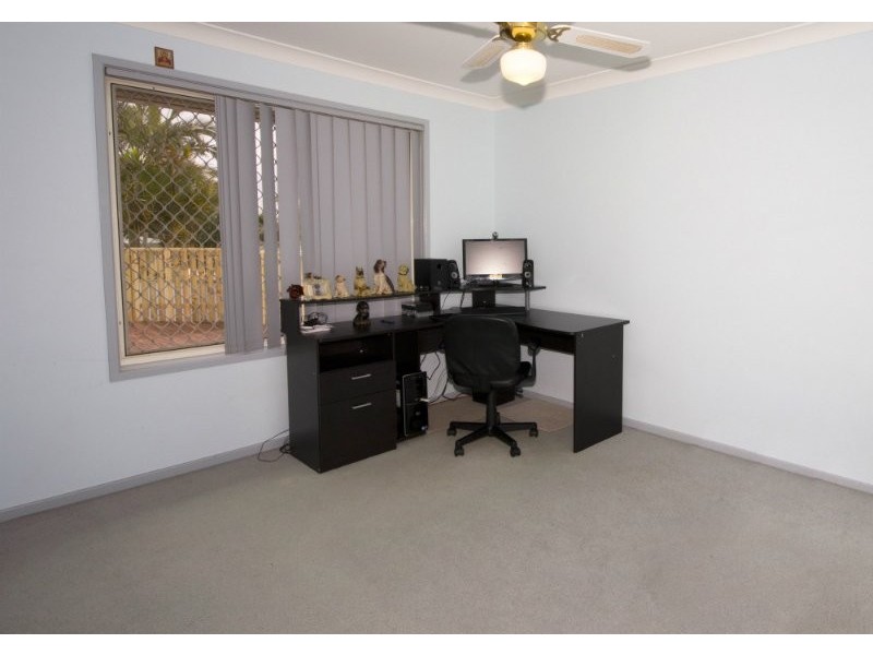 87 Redgum Drive, Regents Park QLD 4118