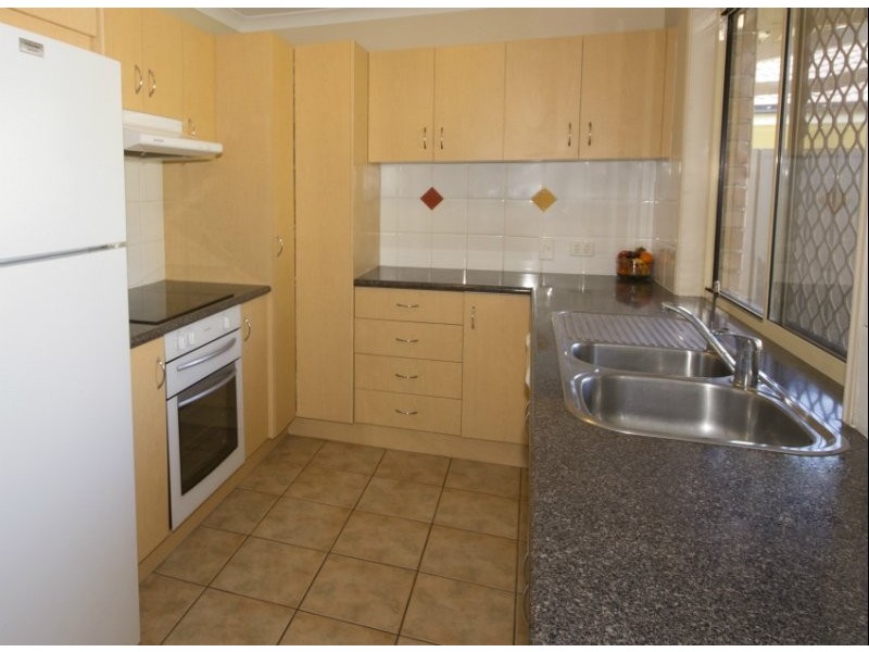 12 Faculty Circuit, Meadowbrook QLD 4131