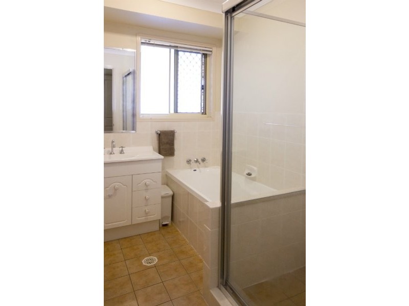 12 Faculty Circuit, Meadowbrook QLD 4131