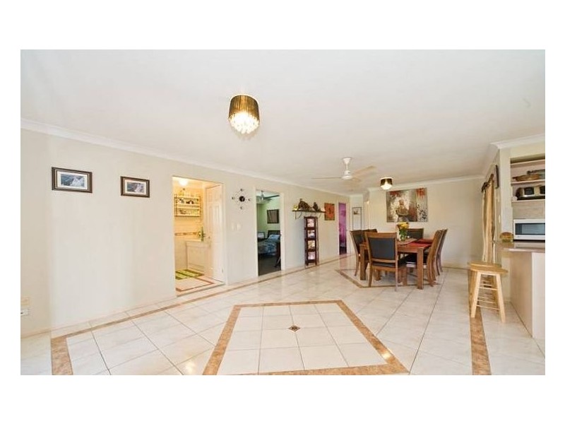 8 Julie Street, Crestmead QLD 4132