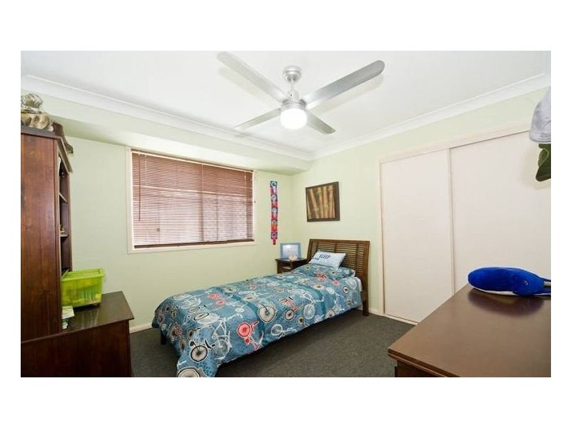 8 Julie Street, Crestmead QLD 4132