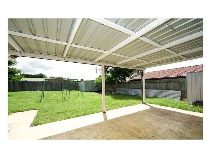 8 Julie Street, Crestmead QLD 4132