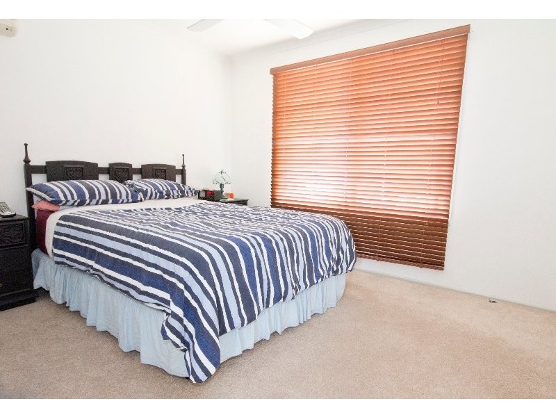 6 Rathkeale Street, Crestmead QLD 4132