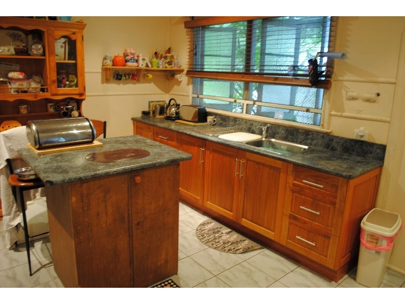 32 Station Road, Bethania QLD 4205