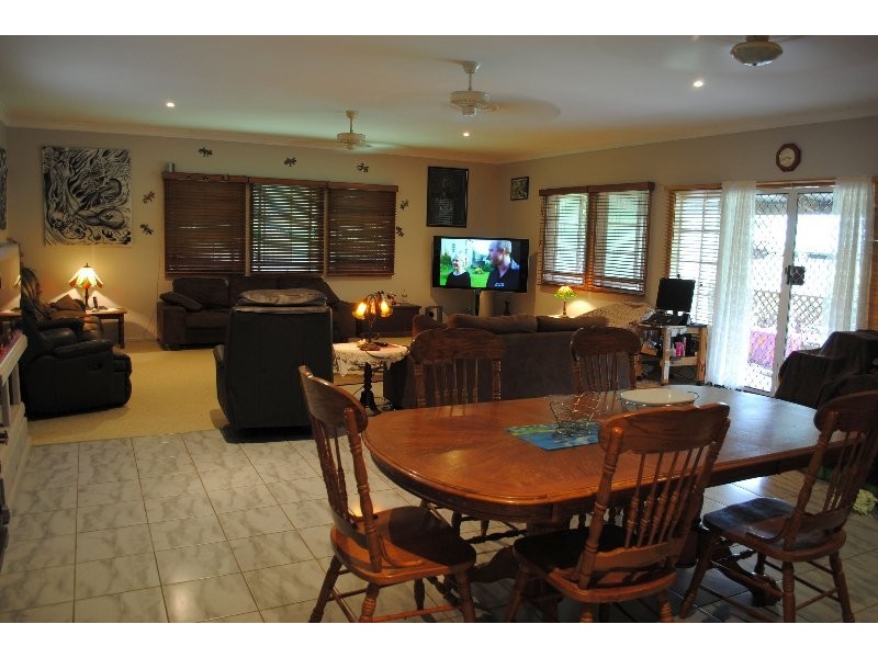 32 Station Road, Bethania QLD 4205