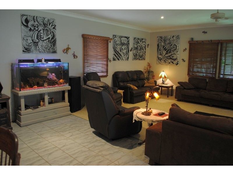 32 Station Road, Bethania QLD 4205