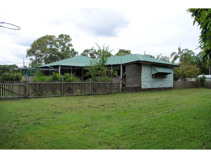 32 Station Road, Bethania QLD 4205