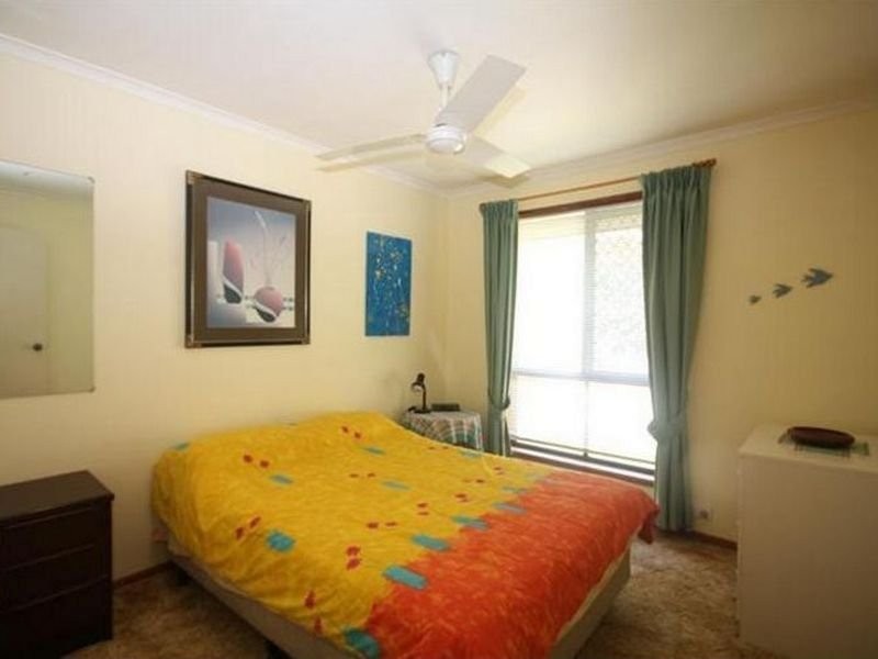 18 King Arthur Boulevarde, Bethania QLD 4205