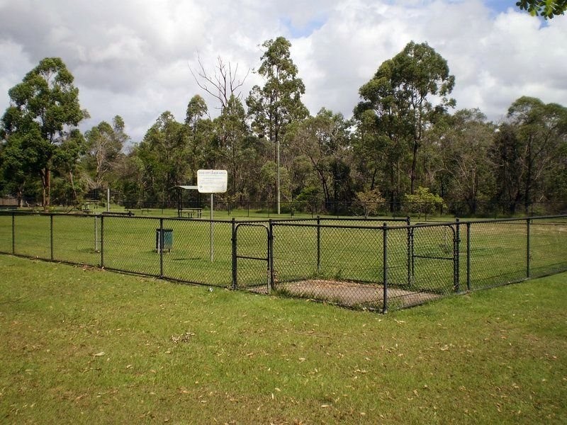 4 Glenbrae Court, Marsden QLD 4132