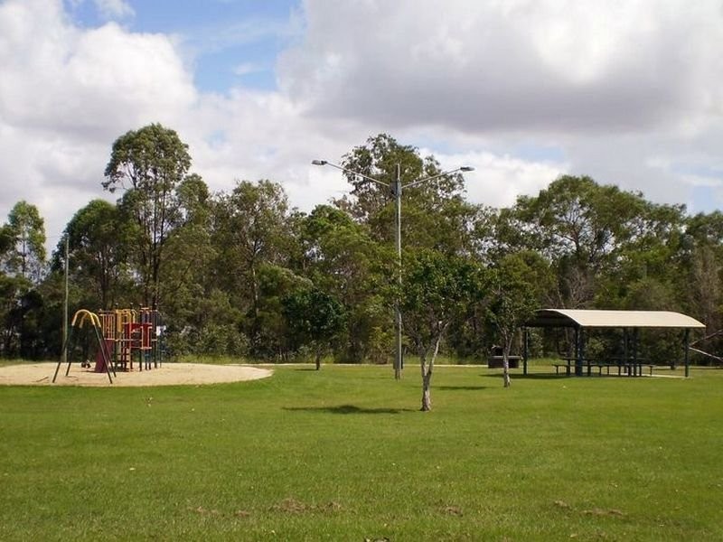 4 Glenbrae Court, Marsden QLD 4132