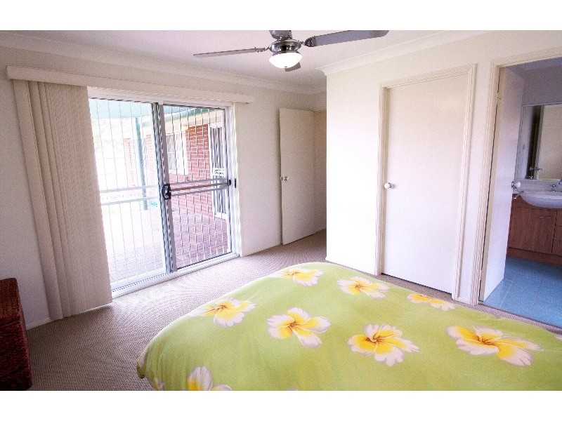 1 Lake Amaroo Court, Logan Reserve QLD 4133