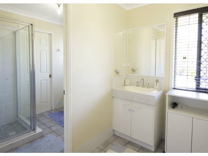 5 Parkside Drive, Crestmead QLD 4132