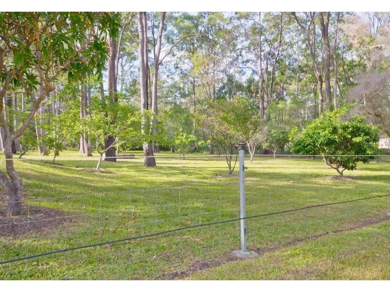 89 Buccan Road, Buccan QLD 4207