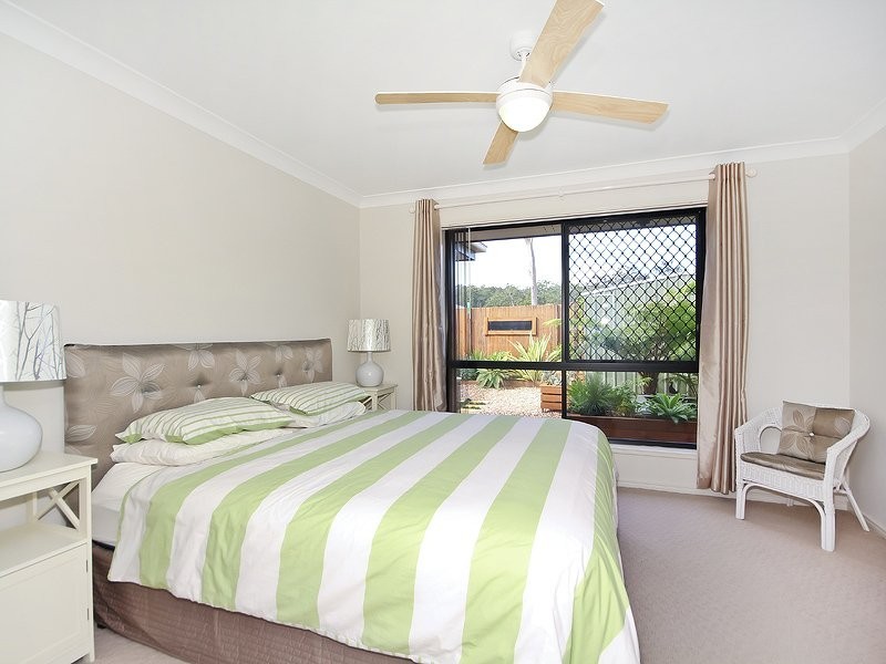 6 Ravensbourne Circuit, Waterford QLD 4133