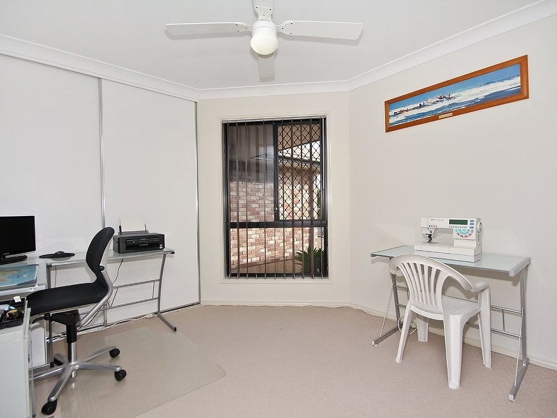 6 Ravensbourne Circuit, Waterford QLD 4133