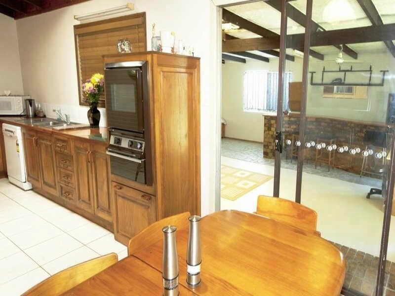 201 Loganlea Road, Loganlea QLD 4131