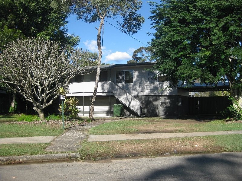 10 Melinda St, Marsden QLD 4132