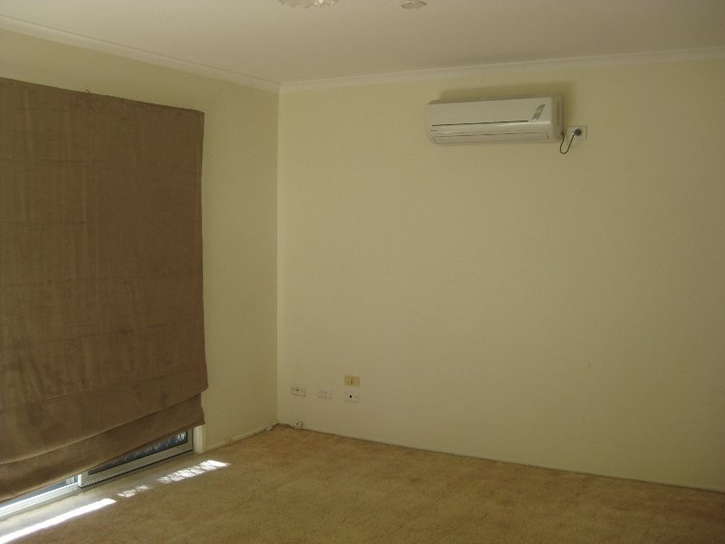 10 Melinda St, Marsden QLD 4132