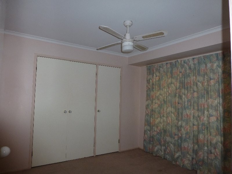 83 Federation Drive, Hillcrest QLD 4118