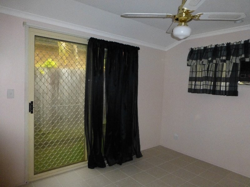 83 Federation Drive, Hillcrest QLD 4118