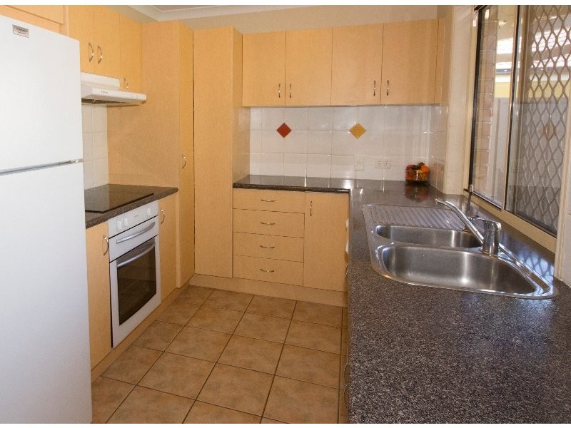 12 Faculty  Circuit, Meadowbrook QLD 4131