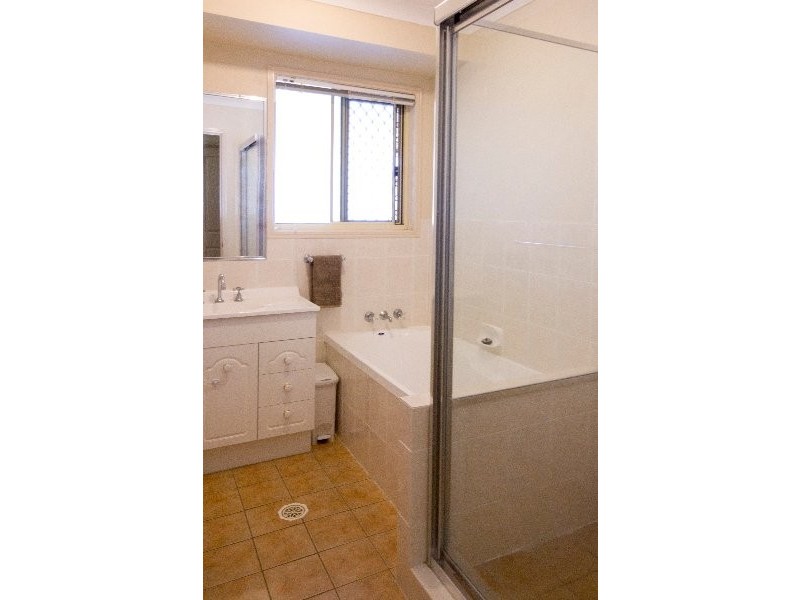 12 Faculty  Circuit, Meadowbrook QLD 4131