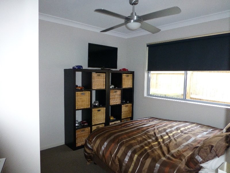 3 Ravensbourne Circuit, Waterford QLD 4133