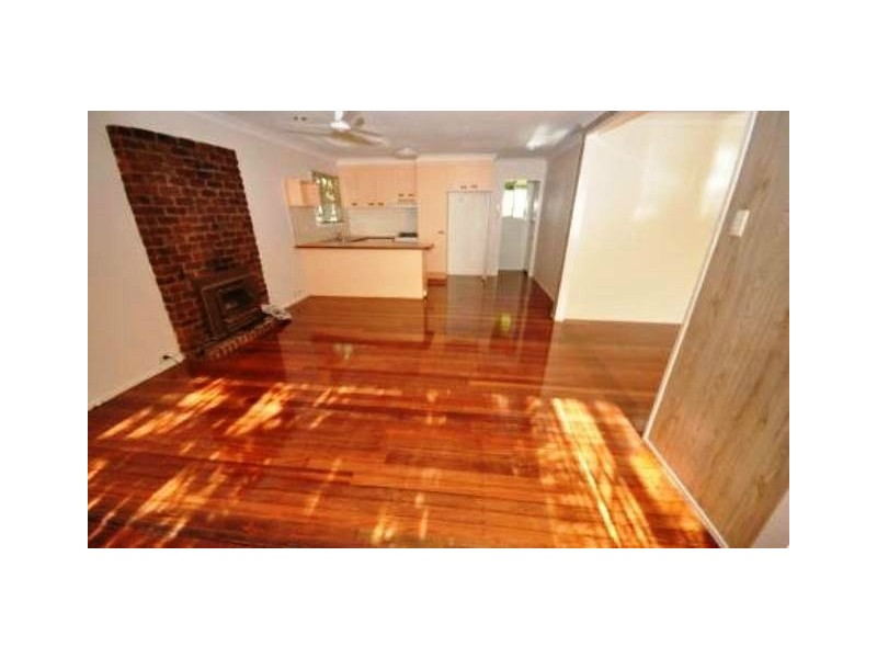 19 Spruce Street, Kingston QLD 4114