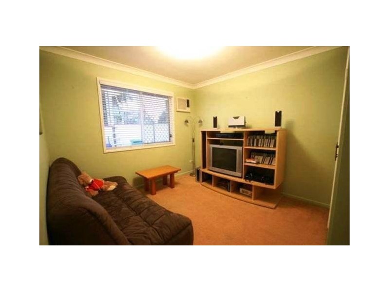 15 Coffey Street, Crestmead QLD 4132