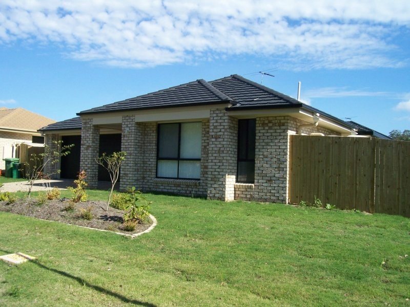 4 Parkvista Lane, Eagleby QLD 4207