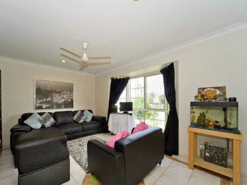 8 Julie Street, Crestmead QLD 4132