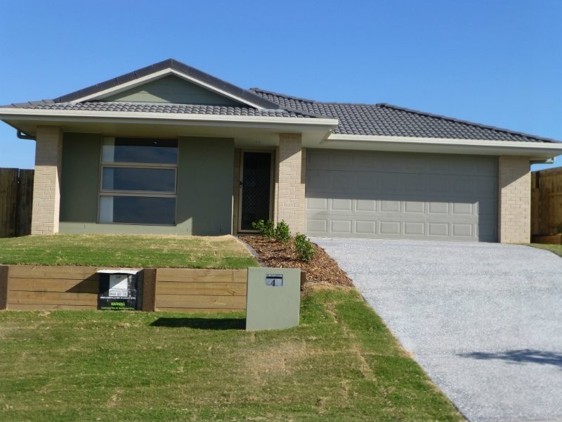 4 Oasis Court, Marsden QLD 4132