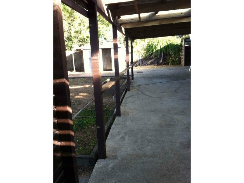 4 Carrosa Street, Marsden QLD 4132
