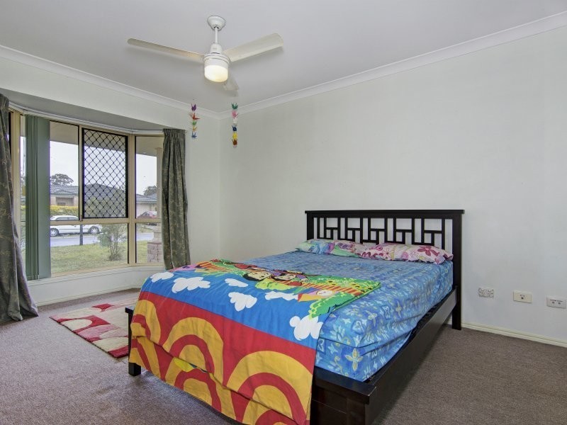 11 Faculty Circut, Meadowbrook QLD 4131