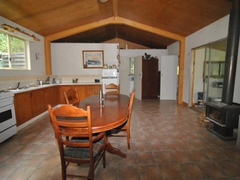 Wongawallan QLD 4210
