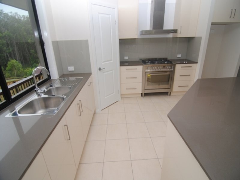 Coomera Waters QLD 4209