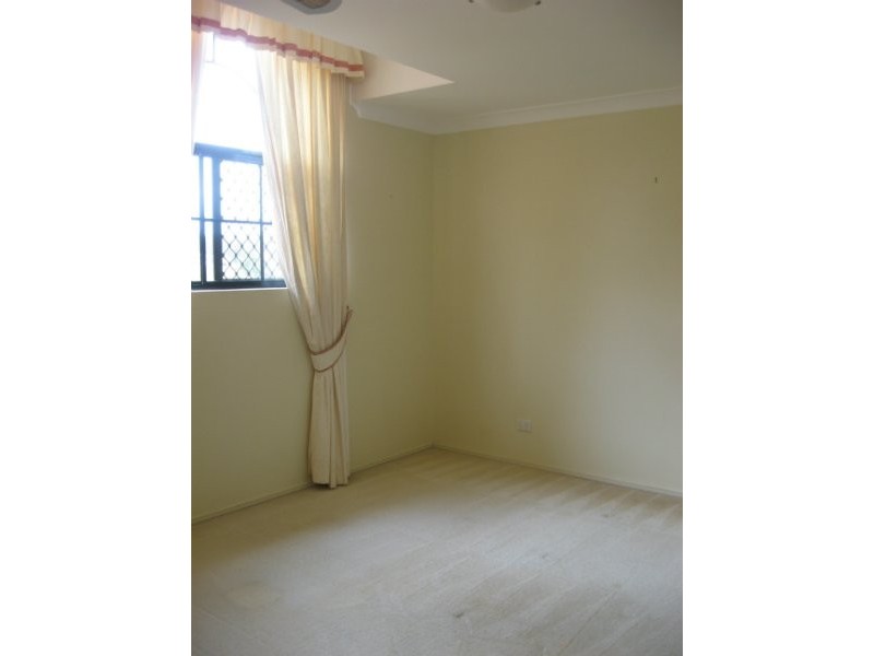 Molendinar QLD 4214