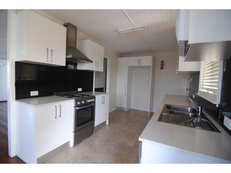 37 Hammel Street, Beenleigh QLD 4207