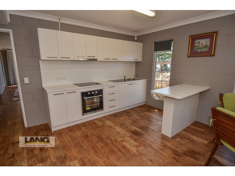 22 Paradise Drive, Tamborine Mountain QLD 4272