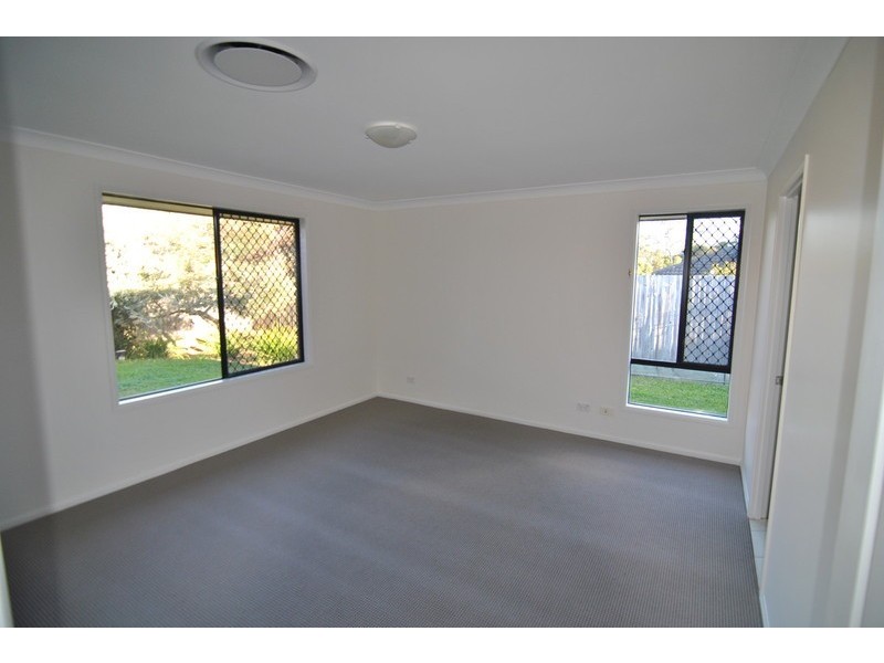 28 Rix Drive, Upper Coomera QLD 4209